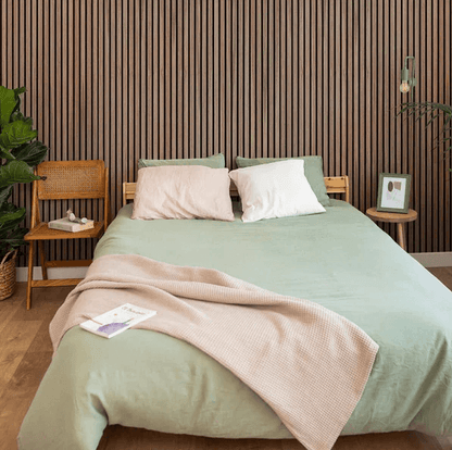 Dekoratives Akustik-Holzpanel – Flexible Wandverkleidung (270 × 110 cm)